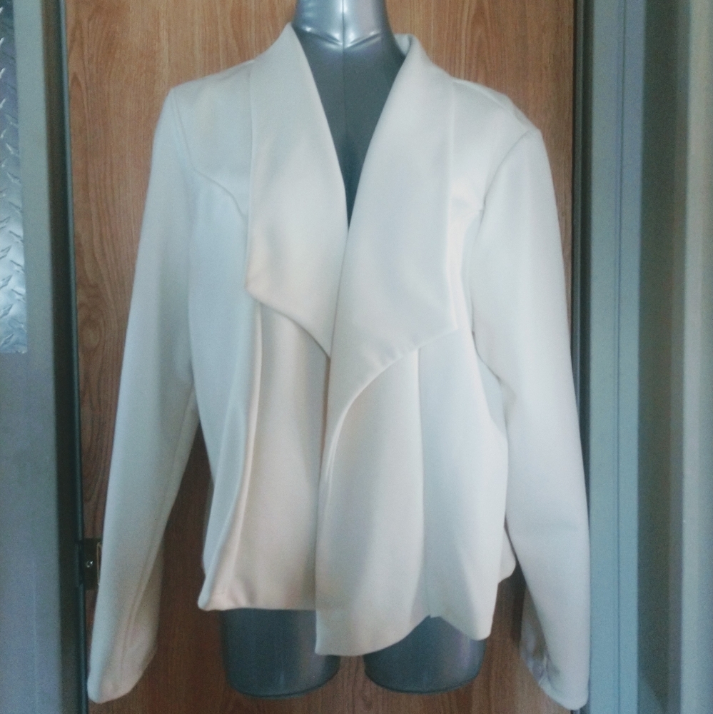 NWOT Yummy Plus Open Front Cardigan Cream/Ivory Lo